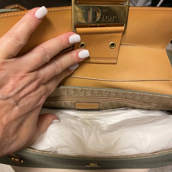 Dior Cargo Bag - Picture 5 of 7